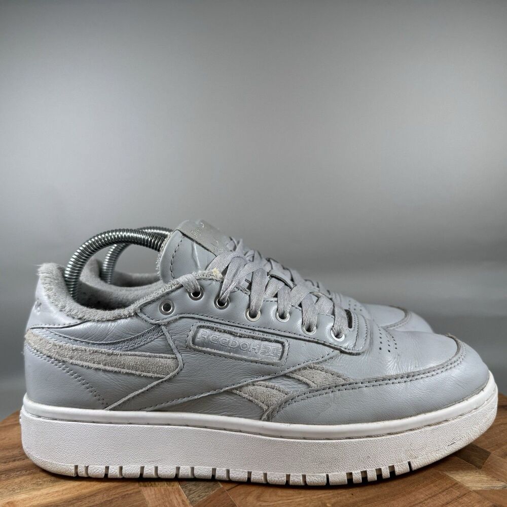 Reebok Women's Blue Chalk Club C Doubl Sneakers Size 9.5